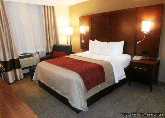 Quality Inn & Suites Boonville - Columbia Exterior photo